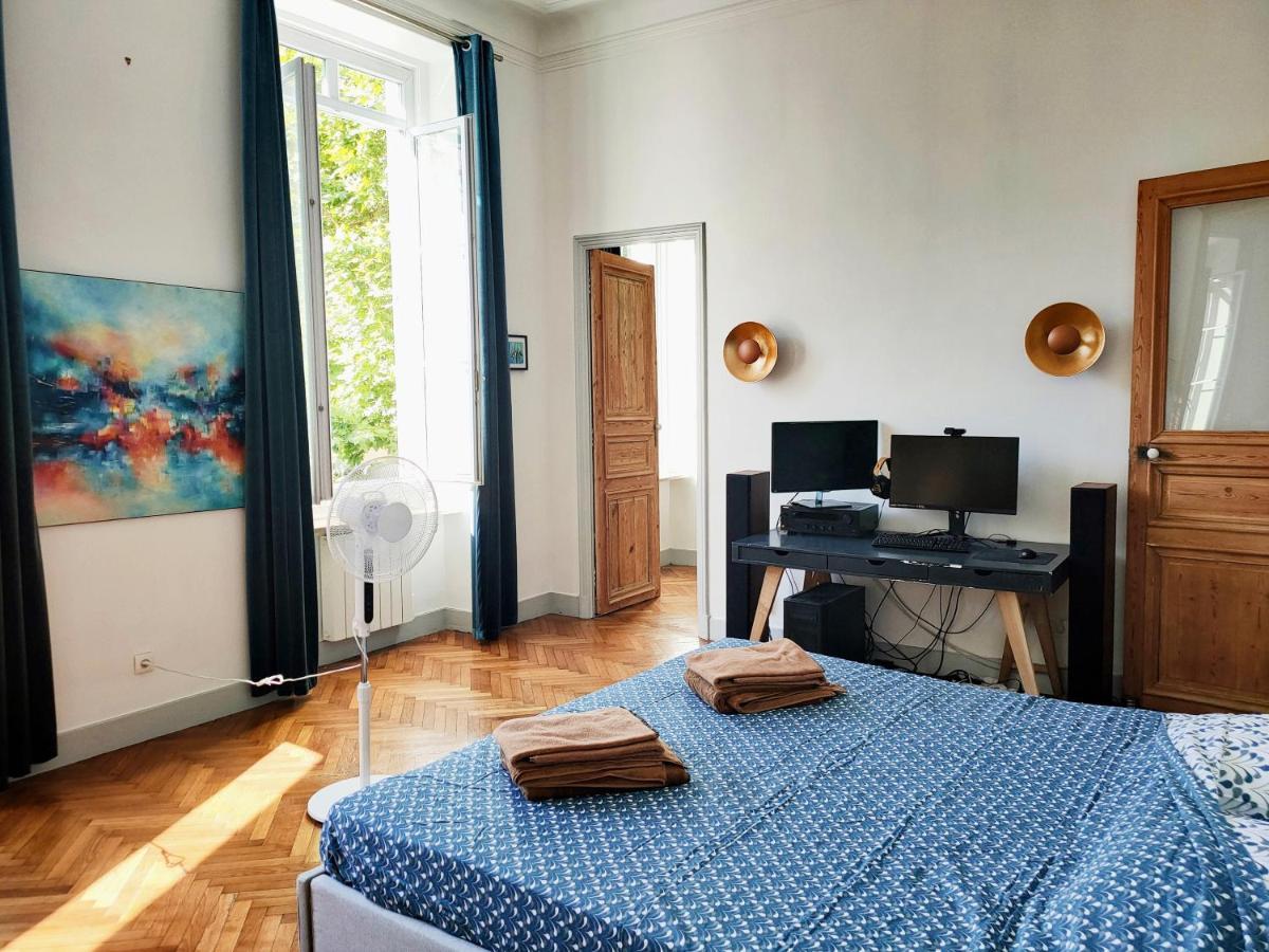 Votre Cocon En Plein Coeur De Marseille Apartment Luaran gambar